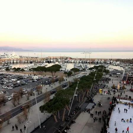 Spacieux Vieil Climatise 5 Minutes Plages Apartman Antibes