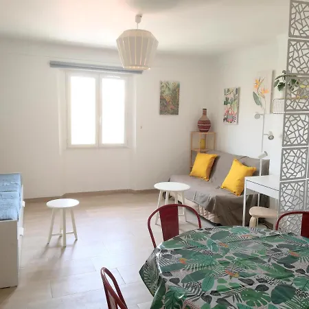 Apartman Spacieux Vieil Climatise 5 Minutes Plages *