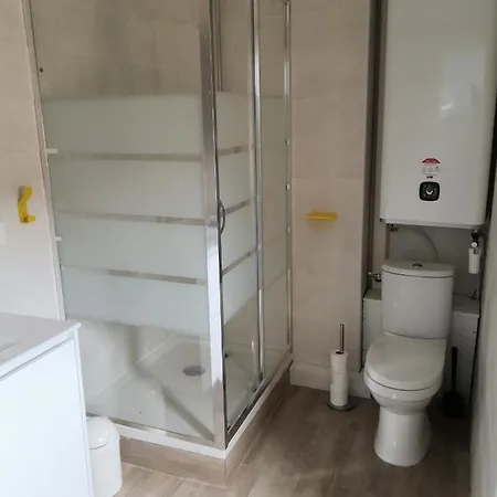 Spacieux Vieil Climatise 5 Minutes Plages Apartman *